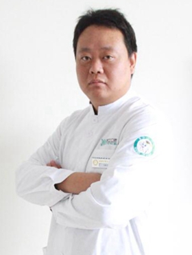 南通牙博士口腔門診部 李力