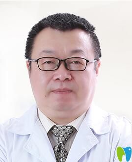 成都新橋口腔醫(yī)生張彥 成都新橋口腔醫(yī)生張彥