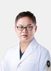 青島優(yōu)諾博士口腔醫(yī)院 王明國(guó)