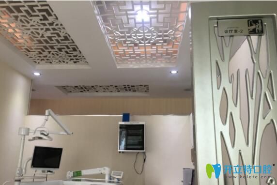 烏魯木齊栽華口腔診所環(huán)境 烏魯木齊栽華口腔診所環(huán)境