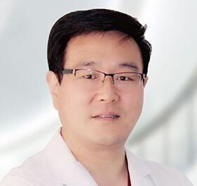 泰安市泰山口腔醫(yī)院 張志軍