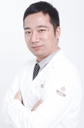 南昌瑞爾口腔門診部章文軒