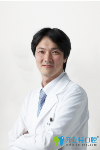 韓國(guó)多仁牙科 鄭明鎬