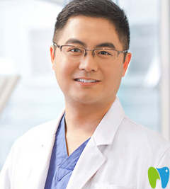 青島可恩口腔萬(wàn)金華院長(zhǎng)