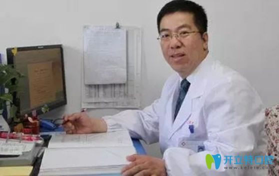 蘇濤醫(yī)生在工作中是溫和的