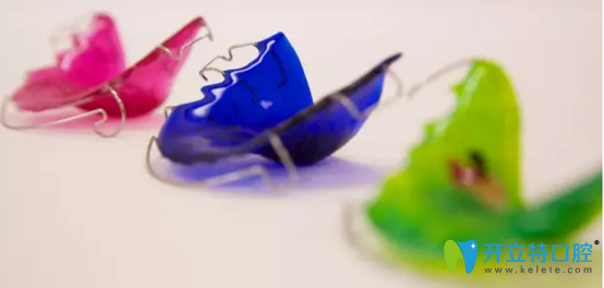 牙齒保持器戴了三年/七年還反彈，牙齒反彈有補(bǔ)救辦法嗎