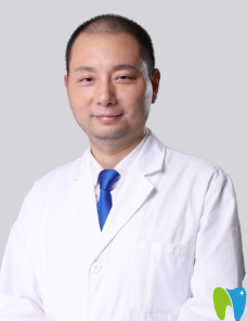 深圳弘和口腔門診部石磊