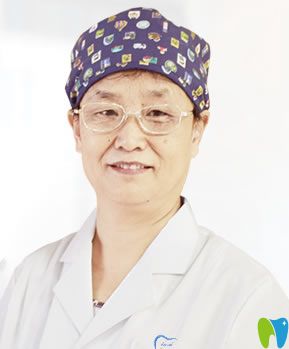 西安中諾口腔修復(fù)醫(yī)生蘇雪梅