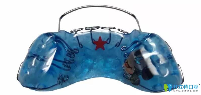 先了解牙齒活動矯正器是什么，再來看效果及價格