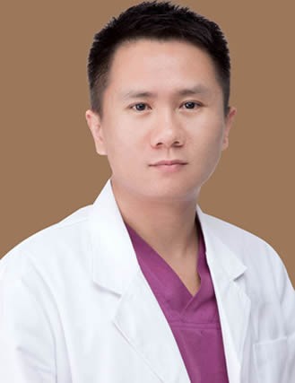 廣州廣大口腔門診部 李泓甫