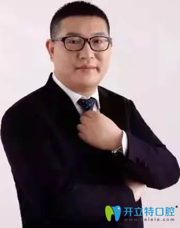 <!--<i data=20240703-sp></i>-->口腔創(chuàng)辦人謝衡鋒 <!--<i data=20240703-sp></i>-->口腔創(chuàng)辦人謝衡鋒