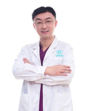 南昌輝煌口腔醫(yī)院 羅旋