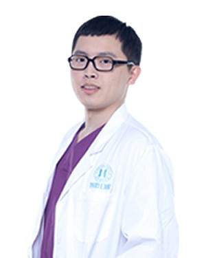 南昌輝煌口腔醫(yī)院 謝俊