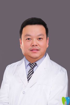 北京瑞鯊口腔于洪海醫(yī)生