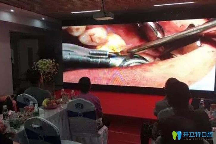 為啥顧客來(lái)西安中諾做進(jìn)口種植牙,是價(jià)格便宜還是性價(jià)比高