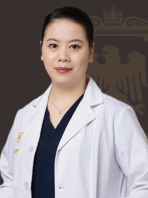 廣州柏德口腔門診部 鄧幼珍