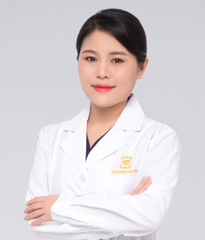 廣州柏德口腔門診部王晶晶