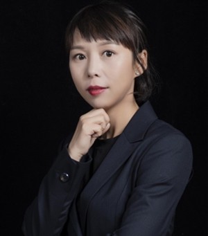 麗江德柏口腔醫(yī)院 何紅