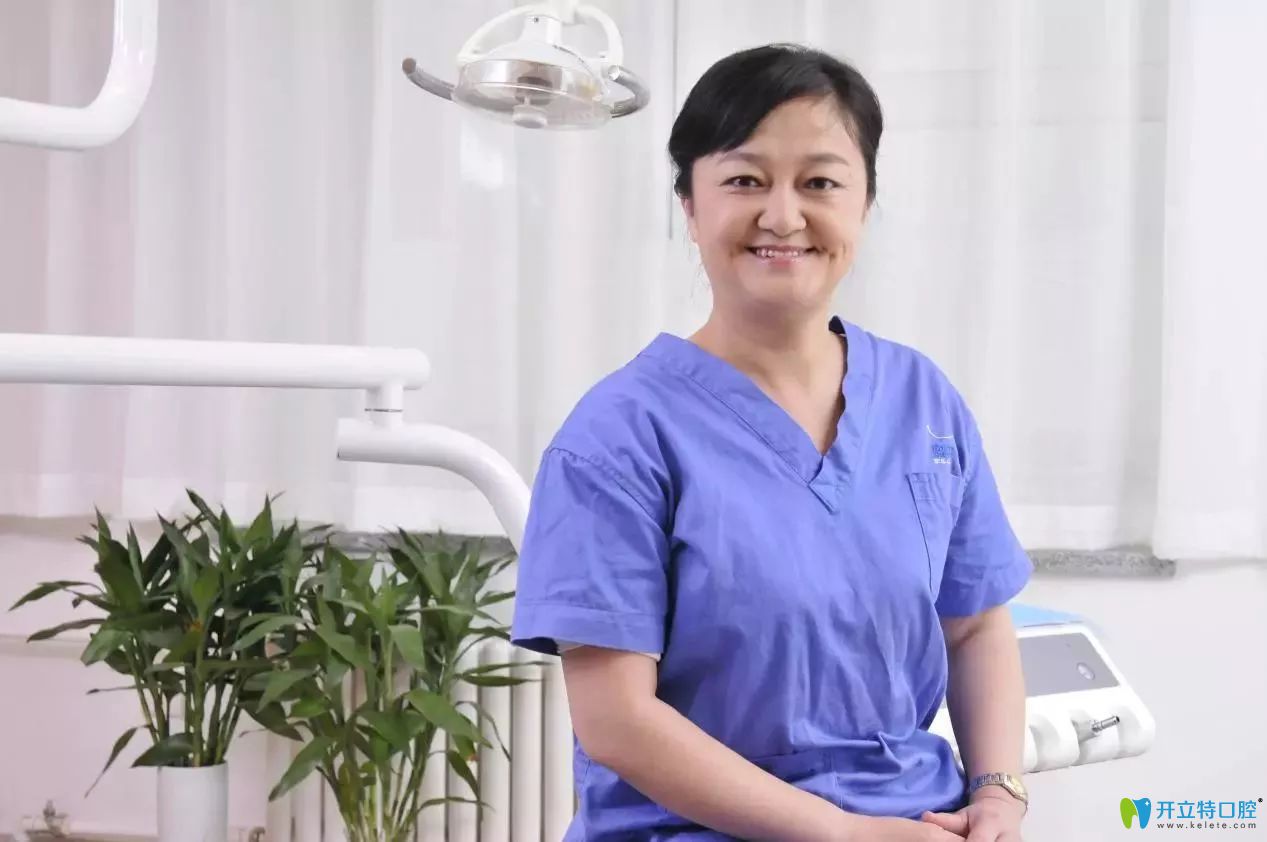 陽光樹口腔種植牙醫(yī)生張蓉
