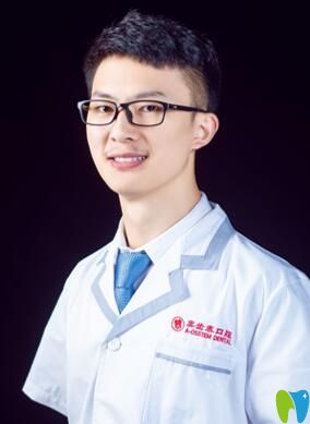 溫州奧齒泰口腔門診部 王偉