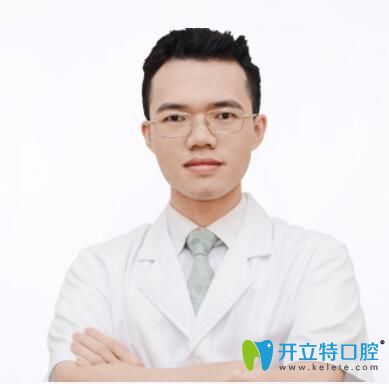 在清遠(yuǎn)牙槽骨萎縮,高齡老人種牙都來(lái)這家口腔,原因竟是…