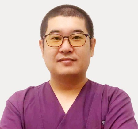 三亞微笑口腔門診部張波