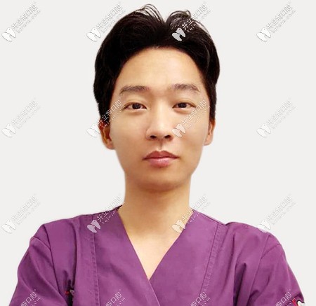 三亞微笑口腔楊哲 三亞微笑口腔楊哲