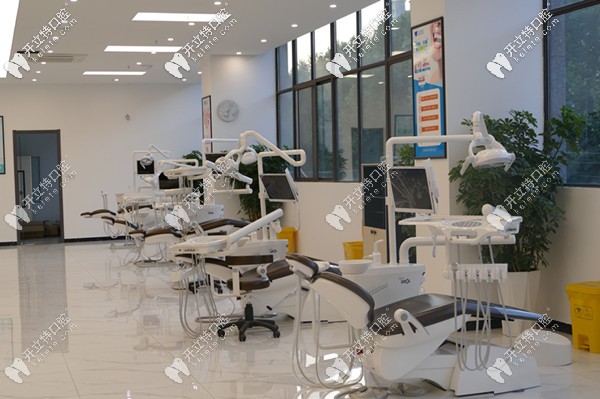 眾植口腔的診療室 眾植口腔的診療室
