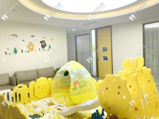 維樂(lè)口腔兒童游玩場(chǎng)