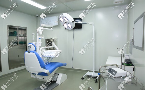 南京美奧的種植手術(shù)室