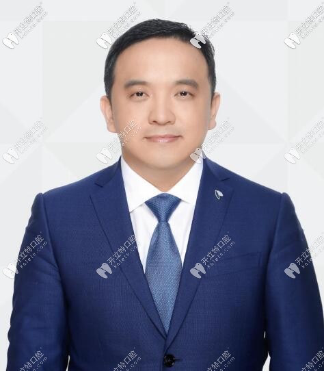 北京禾禾口腔正畸團隊帶頭人張棟梁 北京禾禾口腔正畸團隊帶頭人張棟梁