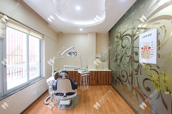 暨南雅皓口腔潔凈的診療間