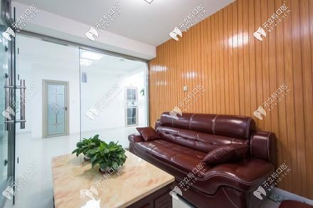 秦皇島索菲亞口腔顧客休息區(qū)