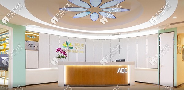 在成都高新區(qū)茁悅做時(shí)代天使comfos隱形矯正的價(jià)格太圈粉啦