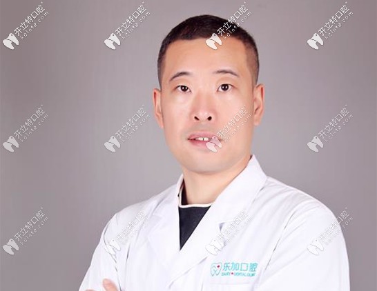 沈陽(yáng)樂加口腔李春哲醫(yī)生