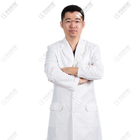 沐陽金鉑利口腔徐偉醫(yī)生