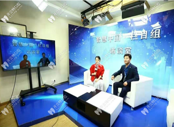 王國飛醫(yī)生的專訪現(xiàn)場圖 王國飛醫(yī)生的專訪現(xiàn)場圖