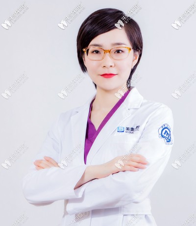 烏魯木齊美奧口腔修復醫(yī)師陳曠詩