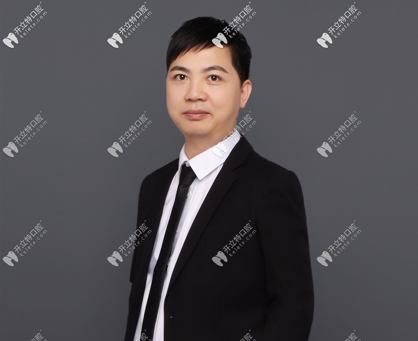 云浮拜倫口腔?？崎T診部徐志武