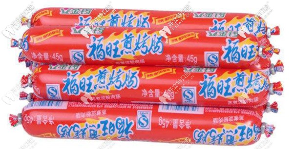 鈦合金相當于一根火腿腸的重量