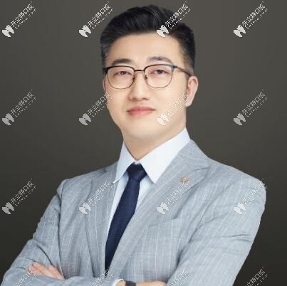 北京惠美佳口腔門診部 李朕