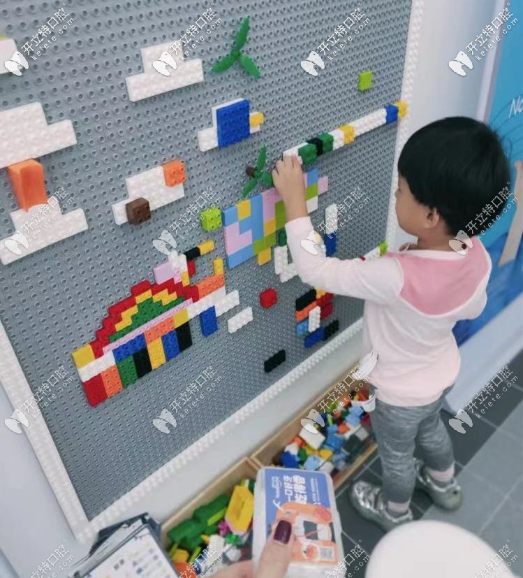 兒童玩耍區(qū) 兒童玩耍區(qū)