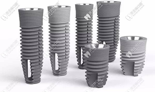 不同的種植體對比