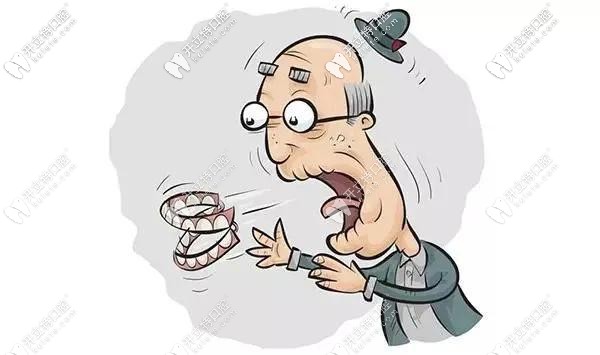 68歲朱老伯的幸福感來(lái)自到沈陽(yáng)歡樂(lè)做了all-on-4半口種植牙后