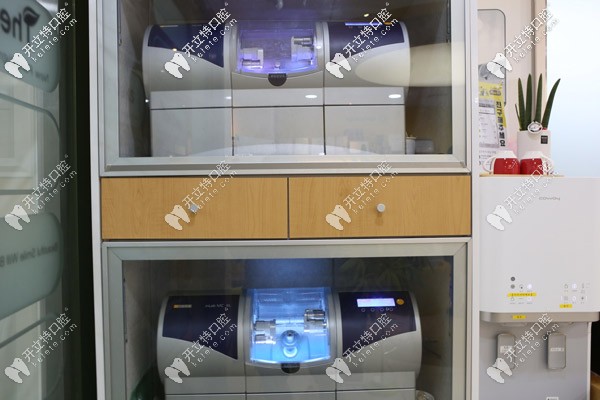 韓國橡樹牙科擁有多個瓷?？滔到y(tǒng)