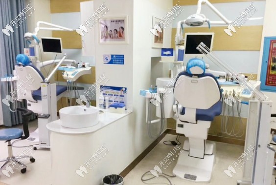 岳陽(yáng)陽(yáng)光口腔診療室