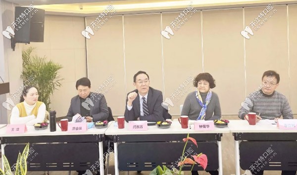 雅悅集團(tuán)楊浦店已成功舉辦“民營醫(yī)院質(zhì)量管理年”座談會