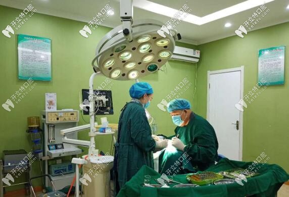 酒泉康復(fù)口腔醫(yī)院種植牙手術(shù)室 酒泉康復(fù)口腔醫(yī)院種植牙手術(shù)室