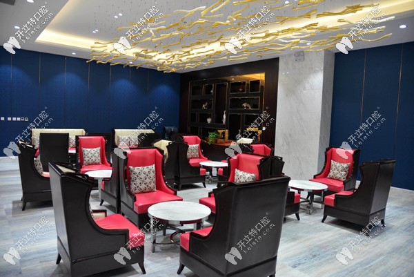 候診大廳 候診大廳