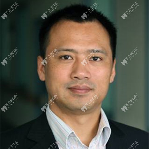 品冠口腔種植牙胡醫(yī)生